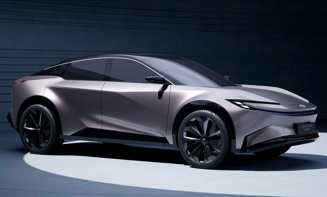 El nuevo coche eléctrico de Toyota podría basar su diseño en este Sport Crossover Concept presentado en 2023