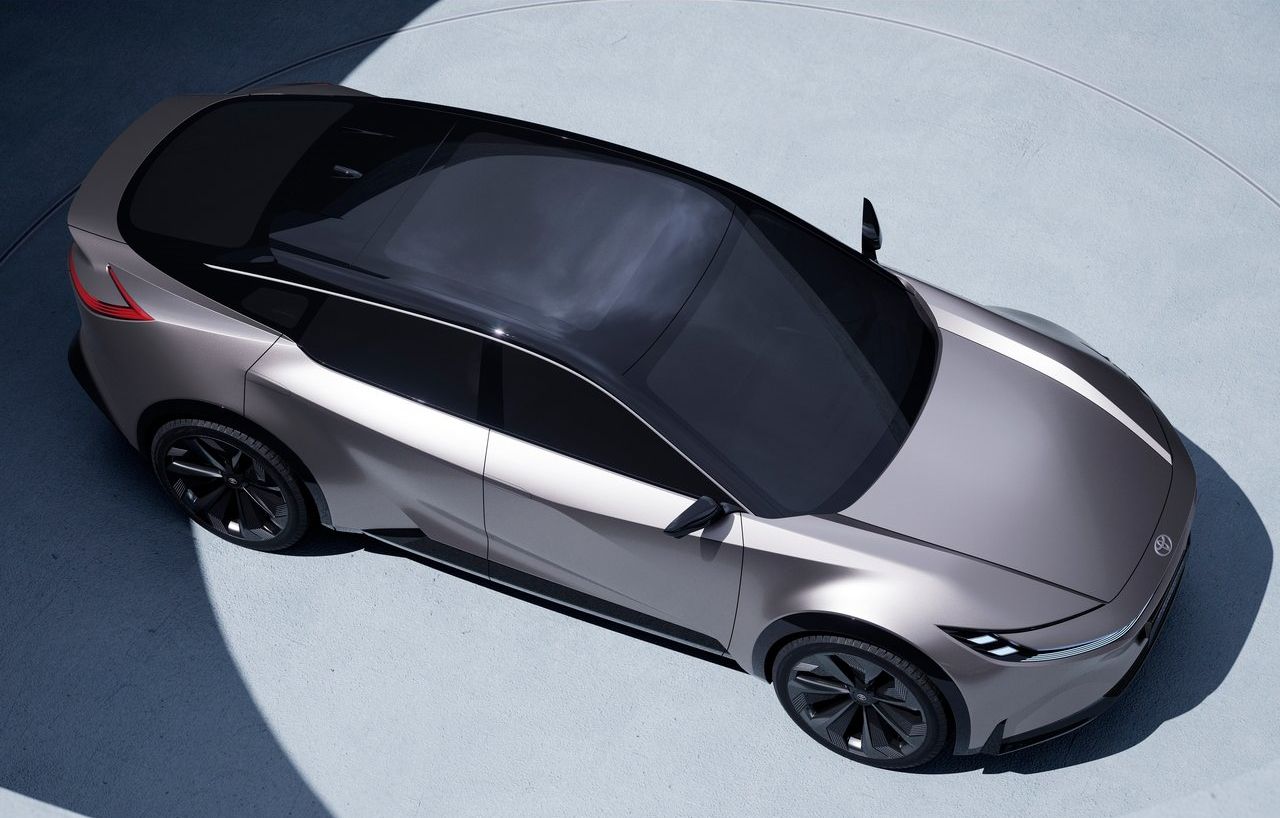 El nuevo coche eléctrico de Toyota podría basar su diseño en este Sport Crossover Concept presentado en 2023