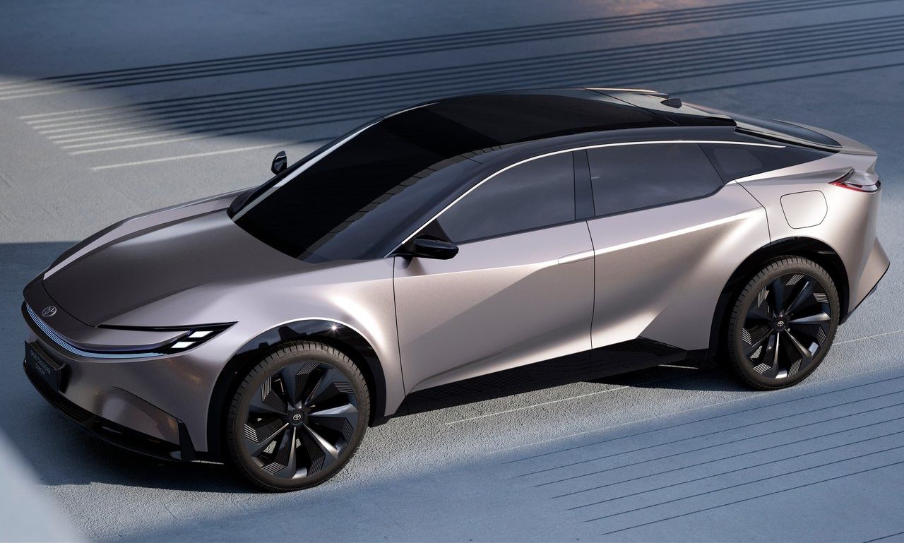 El nuevo coche eléctrico de Toyota podría basar su diseño en este Sport Crossover Concept presentado en 2023