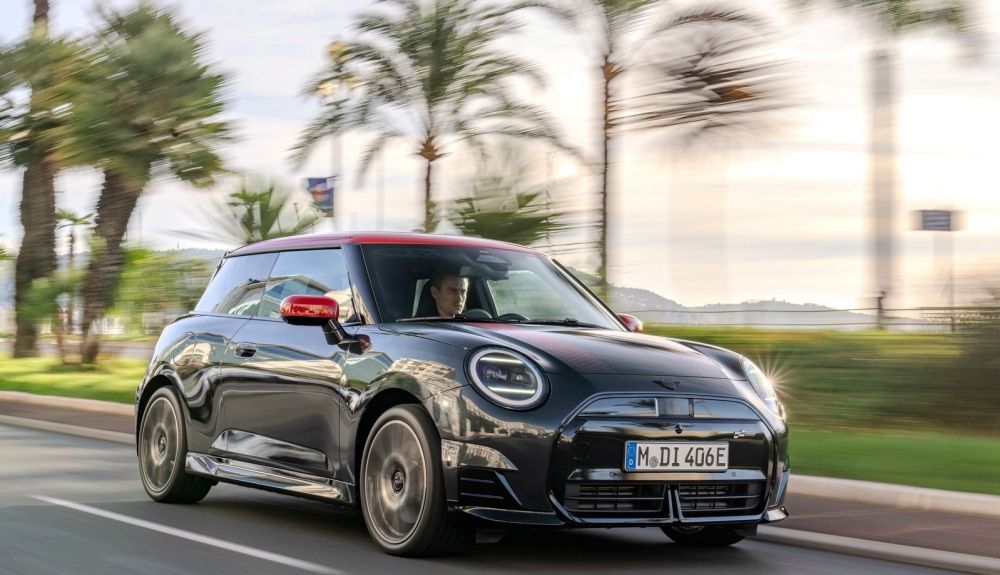El nuevo Mini Cooper JCW será ya un coche 100% eléctrico