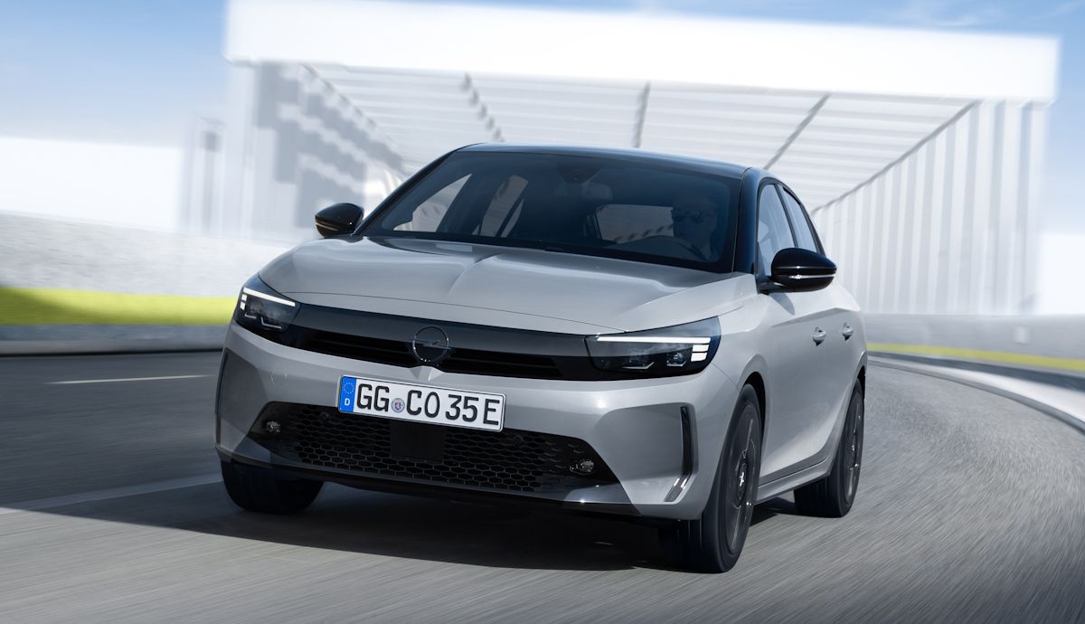 Probamos un nuevo coche eléctrico que entra por los ojos y convence, opinión del Opel Corsa Electric