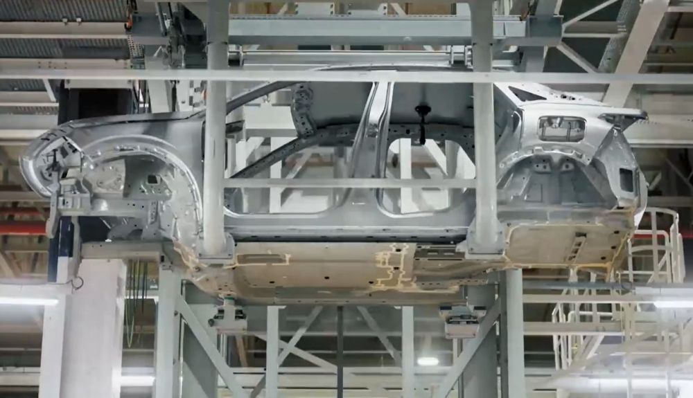 La primera variante del SUV compacto que entrará en producción en la fábrica de Sochaux es el E-3008 100% eléctrico La primera variante del SUV compacto que entrará en producción en la fábrica de Sochaux es el E-3008 100% eléctrico