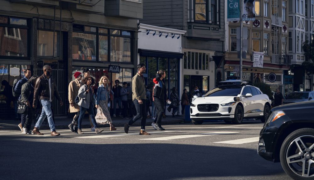 Los coches de Waymo tienen ya menos probabilidades de sufrir un accidente