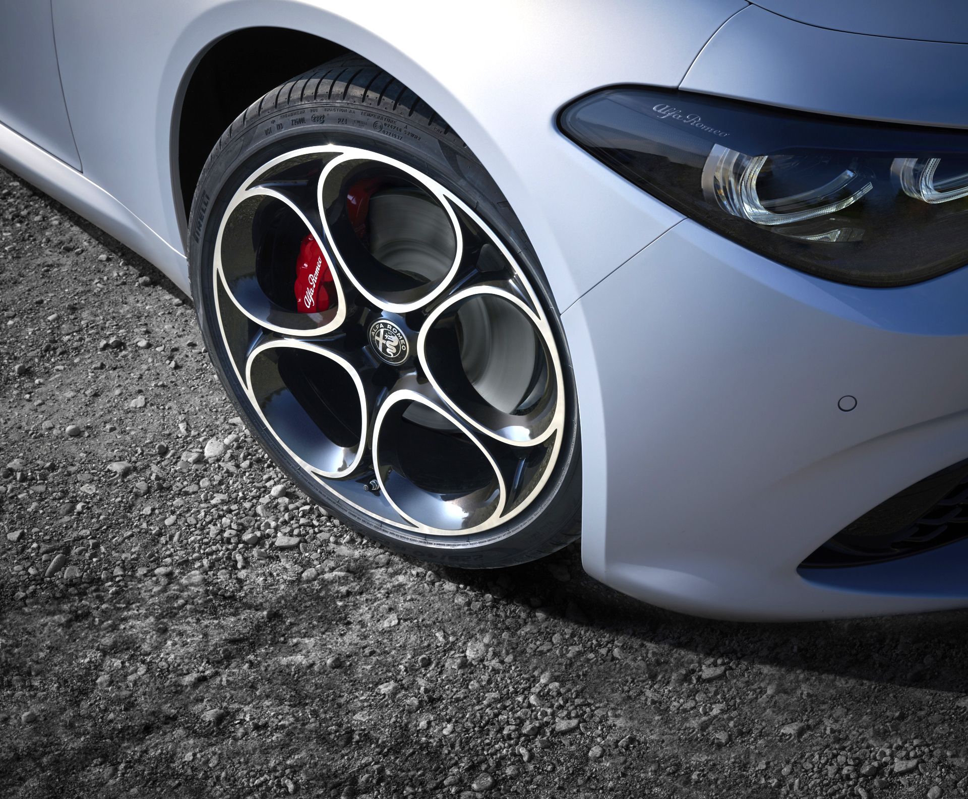 Alfa Romeo Giulia 2.0 Turbo 280 CV AWD