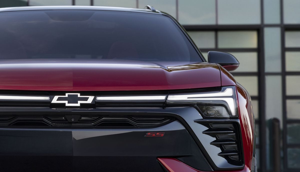 Otra marca de coches vuelve a tener problemas por el software y suspende uno de sus modelos