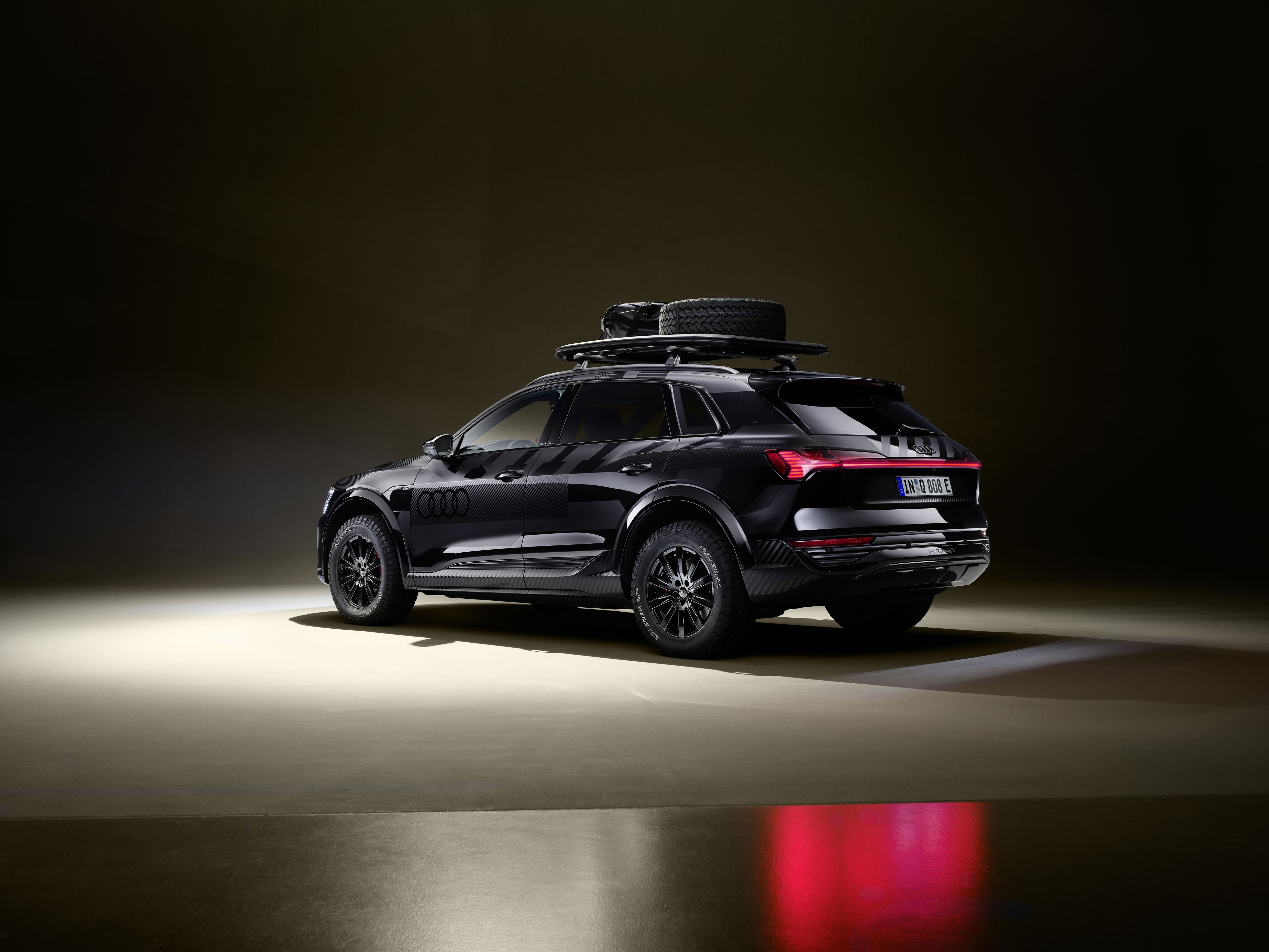 Audi Q8 e-tron Edition Dakar