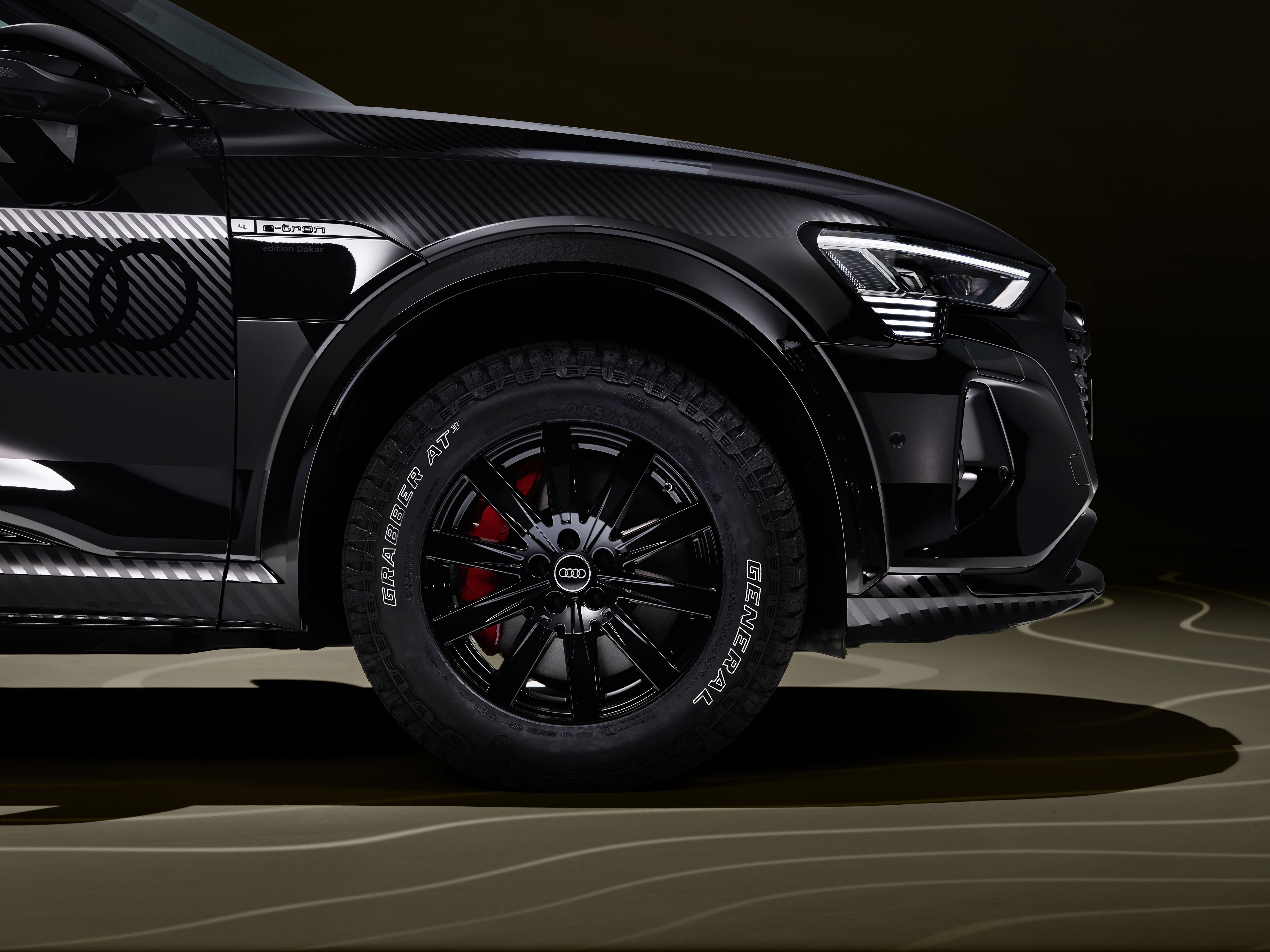 Audi Q8 e-tron Edition Dakar
