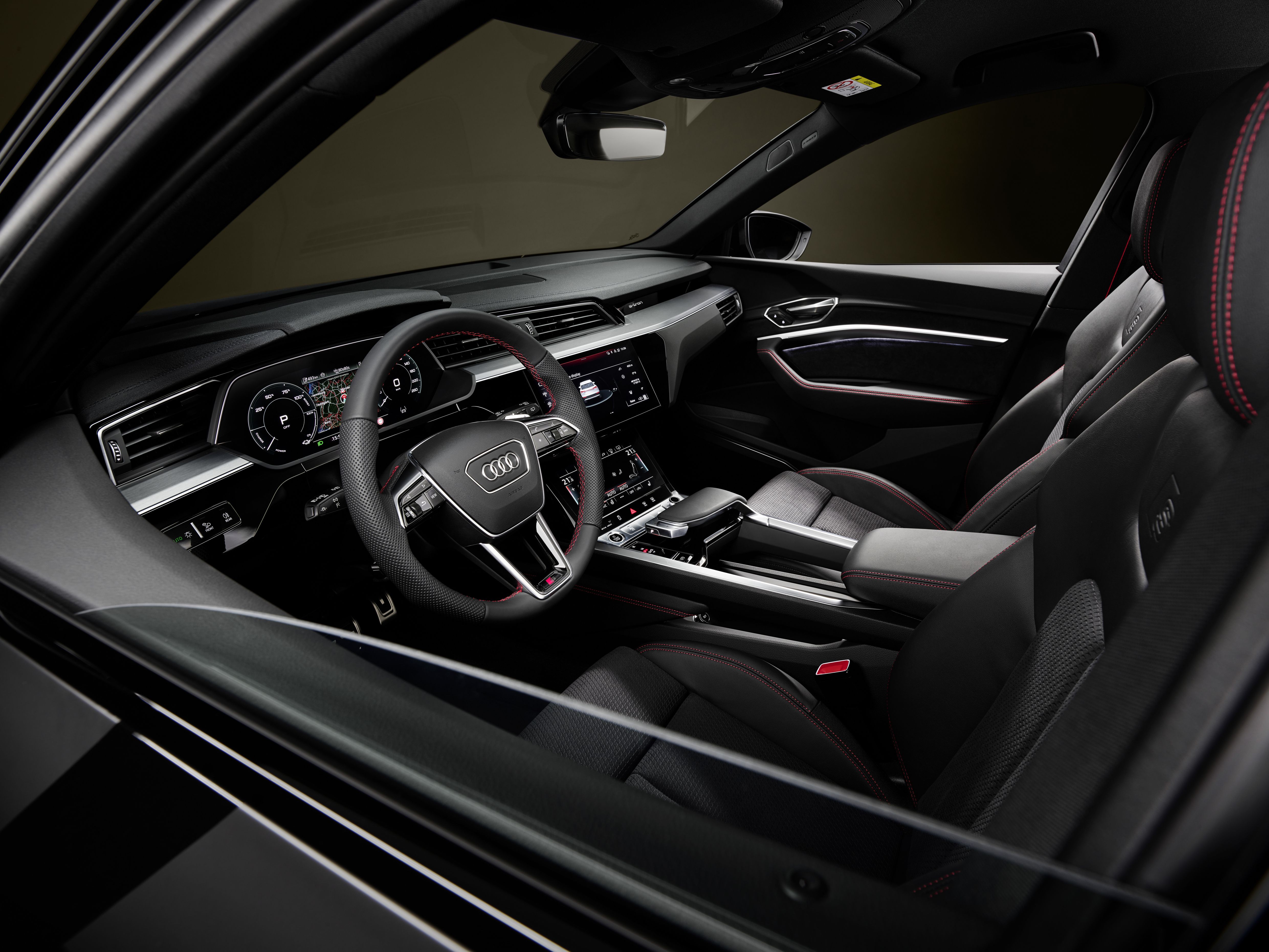 Audi Q8 e-tron Edition Dakar
