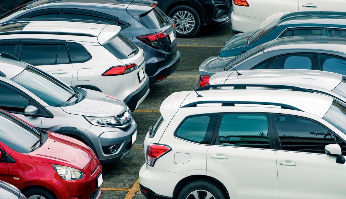 El mercado de VO crece en 2023 pero el 40 por ciento de coches tiene más de 15 años