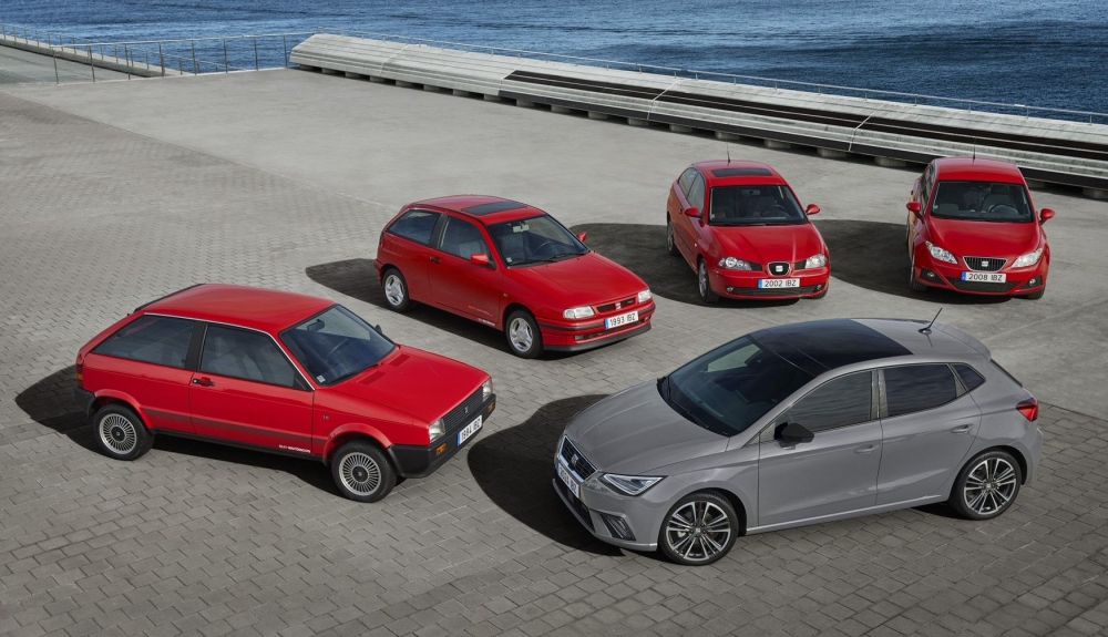 El Seat Ibiza celebra 40 años con una versión especial "FR Aniversario". El Seat Ibiza celebra 40 años con una versión especial "FR Aniversario".