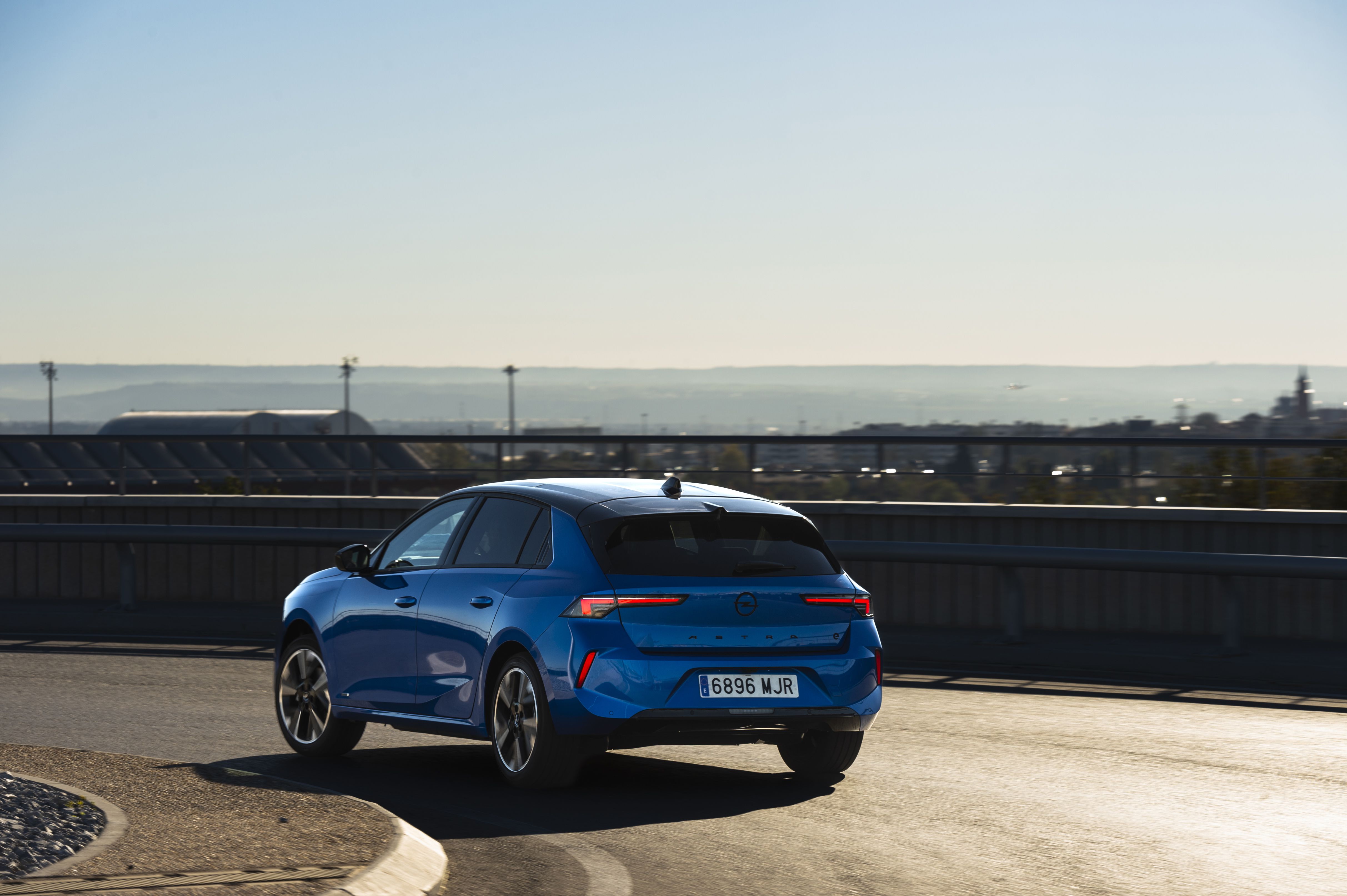 Opel Astra Electric