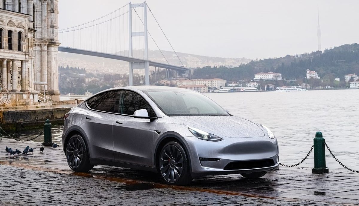 Es el SUV eléctrico más vendido, y ahora Tesla baja el precio en España del Model Y, Esto cuesta ya