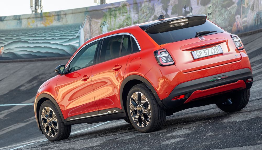 El 600e se diferencia claramente de otras propuestas SUV B de Stellantis El 600e se diferencia claramente de otras propuestas SUV B de Stellantis