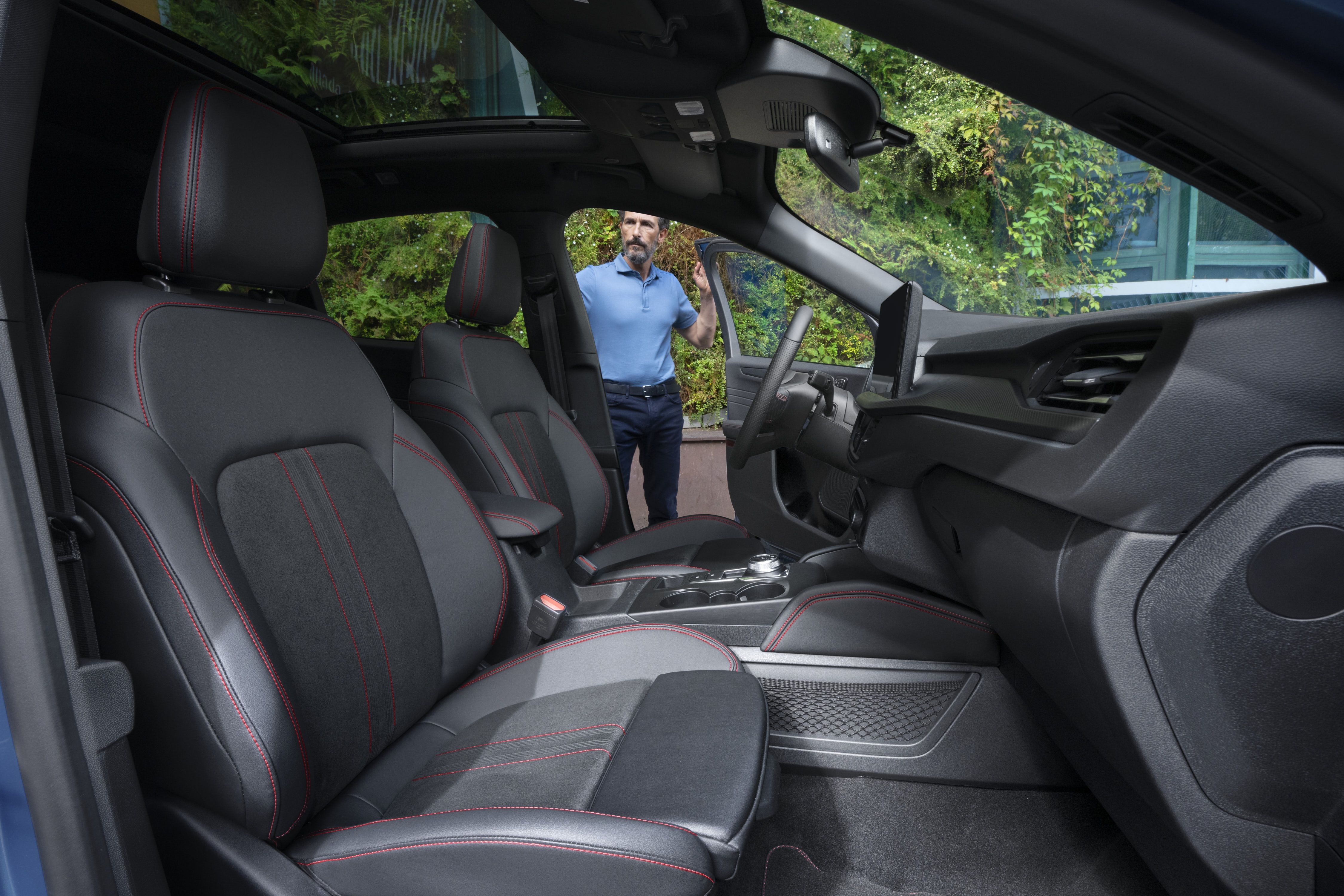 Ford Kuga 2024 (1)