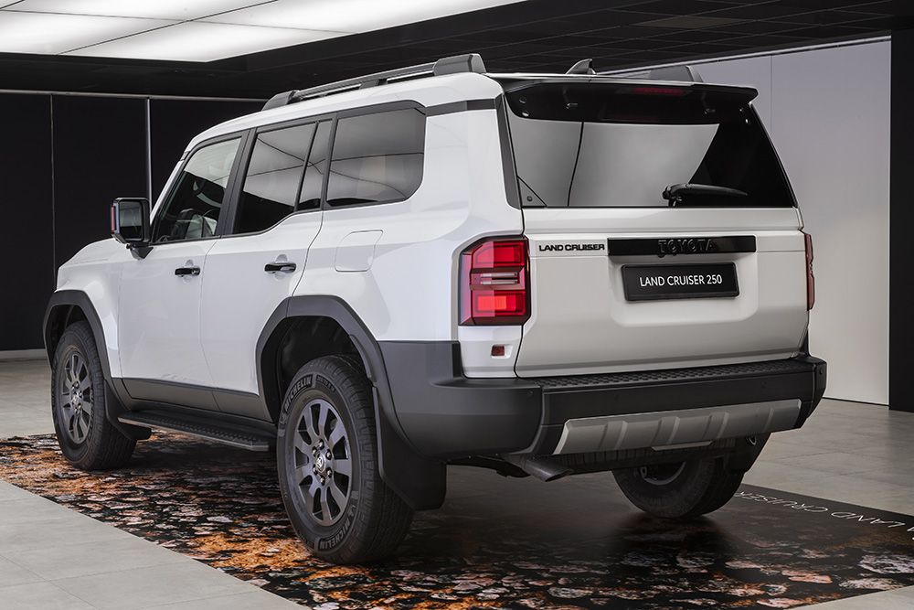 Toyota Land Cruiser 250 2024