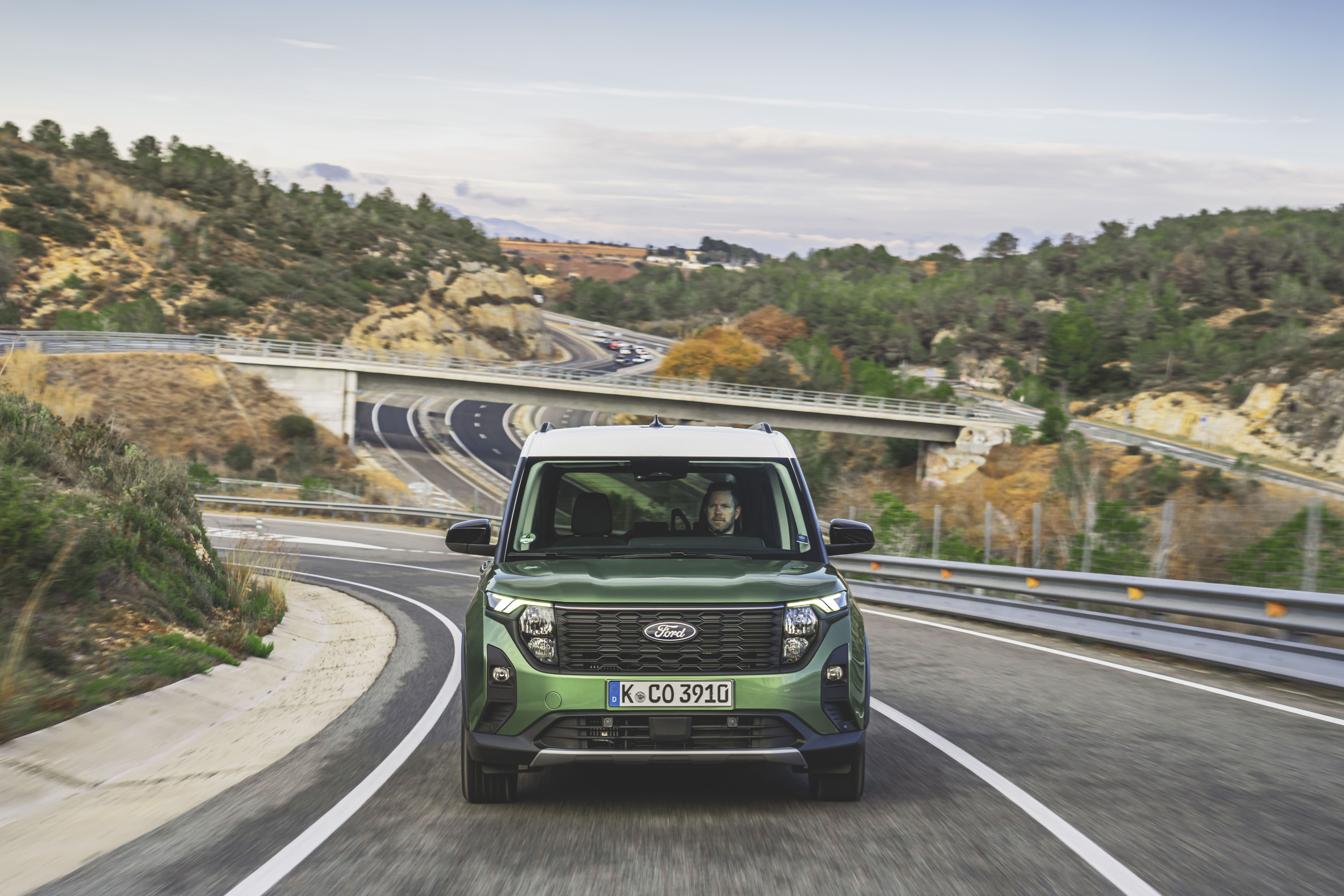 Ford Tourneo Courier 2024