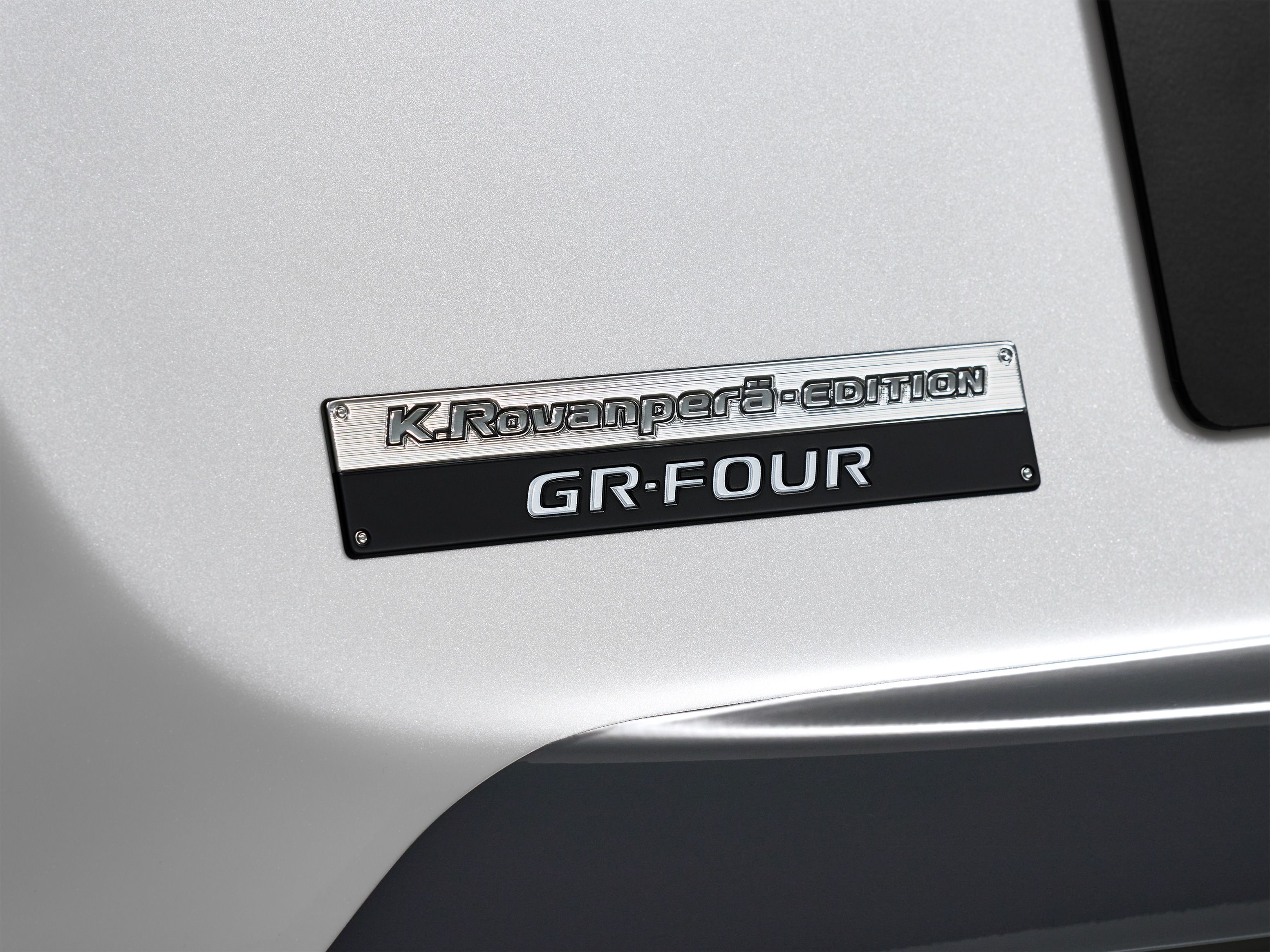 Toyora GR Yaris “Ogier Edition” y “Rovanperä Edition” (6)