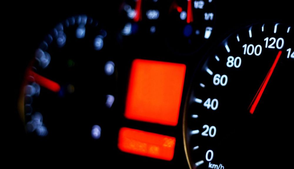 Los limitadores de velocidad activos no permitirán que nuestros coches excedan la velocidad máxima