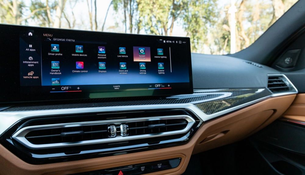 Ahora con el Apple CarPlay 2, Apple 'obligará' en cierta medida a los fabricantes a instalar dos pantallas en el sistema