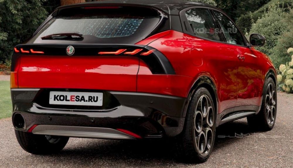 La iluminación del Alfa Romeo Milano parece diferente a la del resto de la gama. Foto: Kolesa