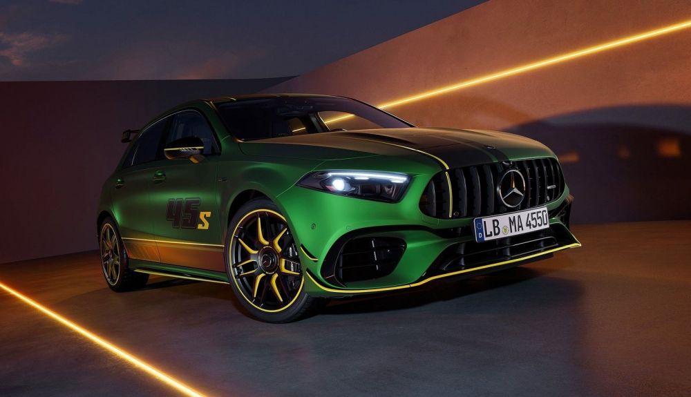 Mercedes Benz A 45 S AMG 'Green Hell Magno' Mercedes Benz A 45 S AMG 'Green Hell Magno'
