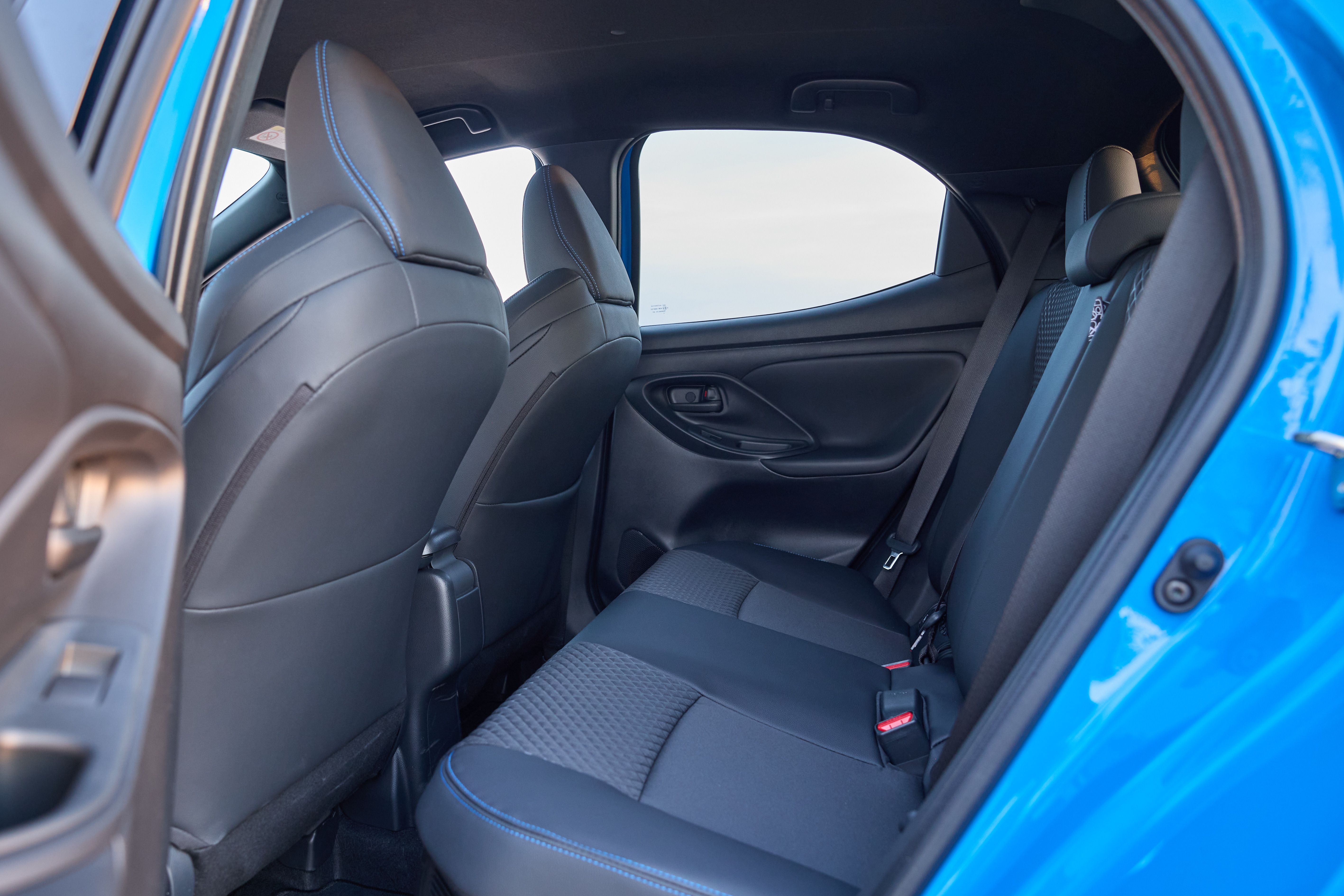 Toyota Yaris 130H 2024