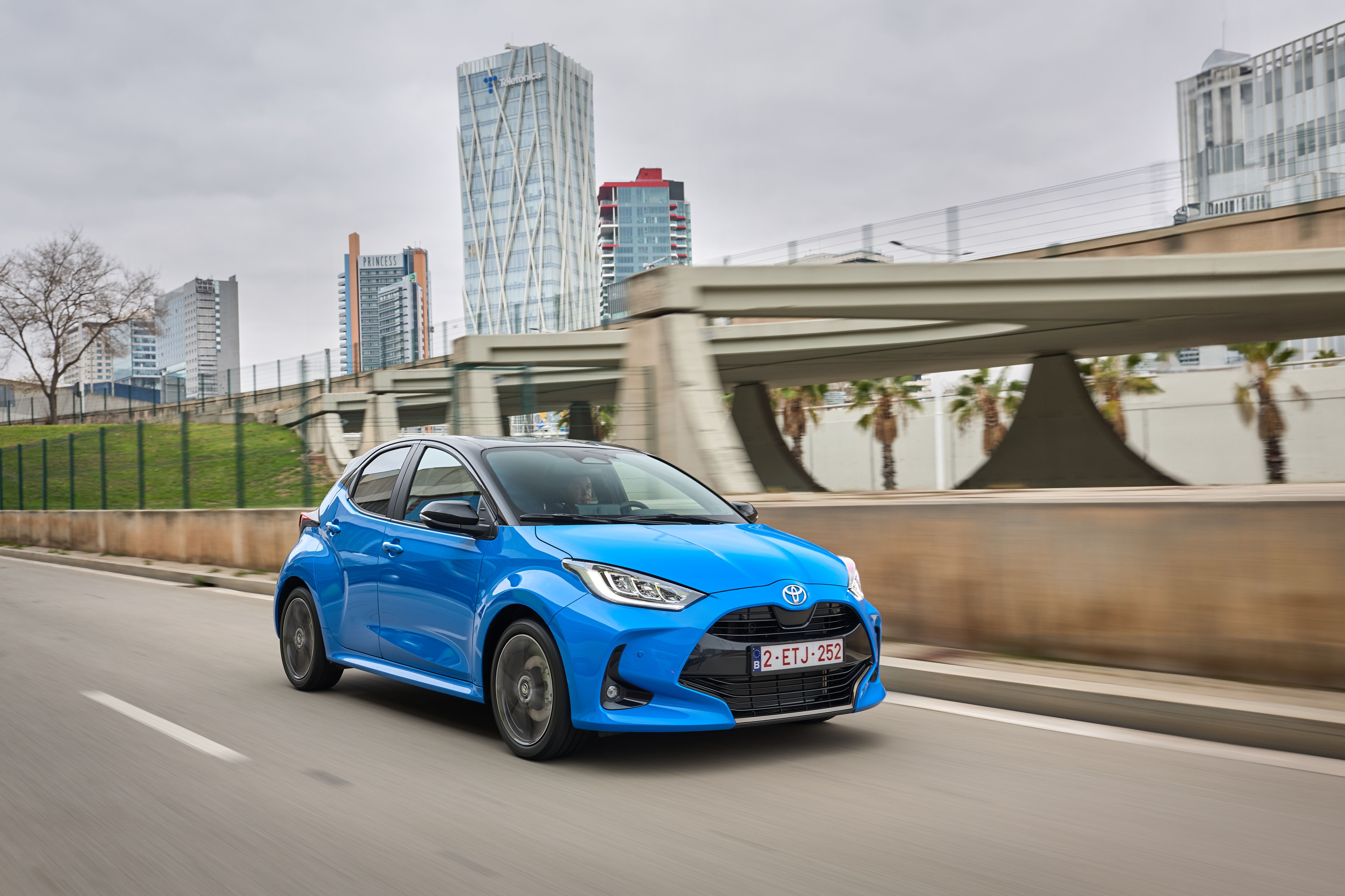 Toyota Yaris 130H 2024