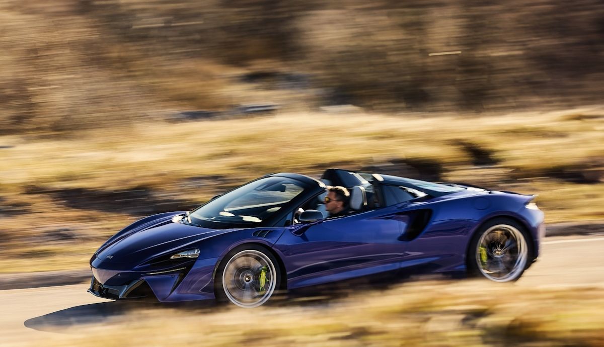 McLaren Artura Spider, mejoras mecánicas, más potencia y nueva versión cabrio para el deportivo