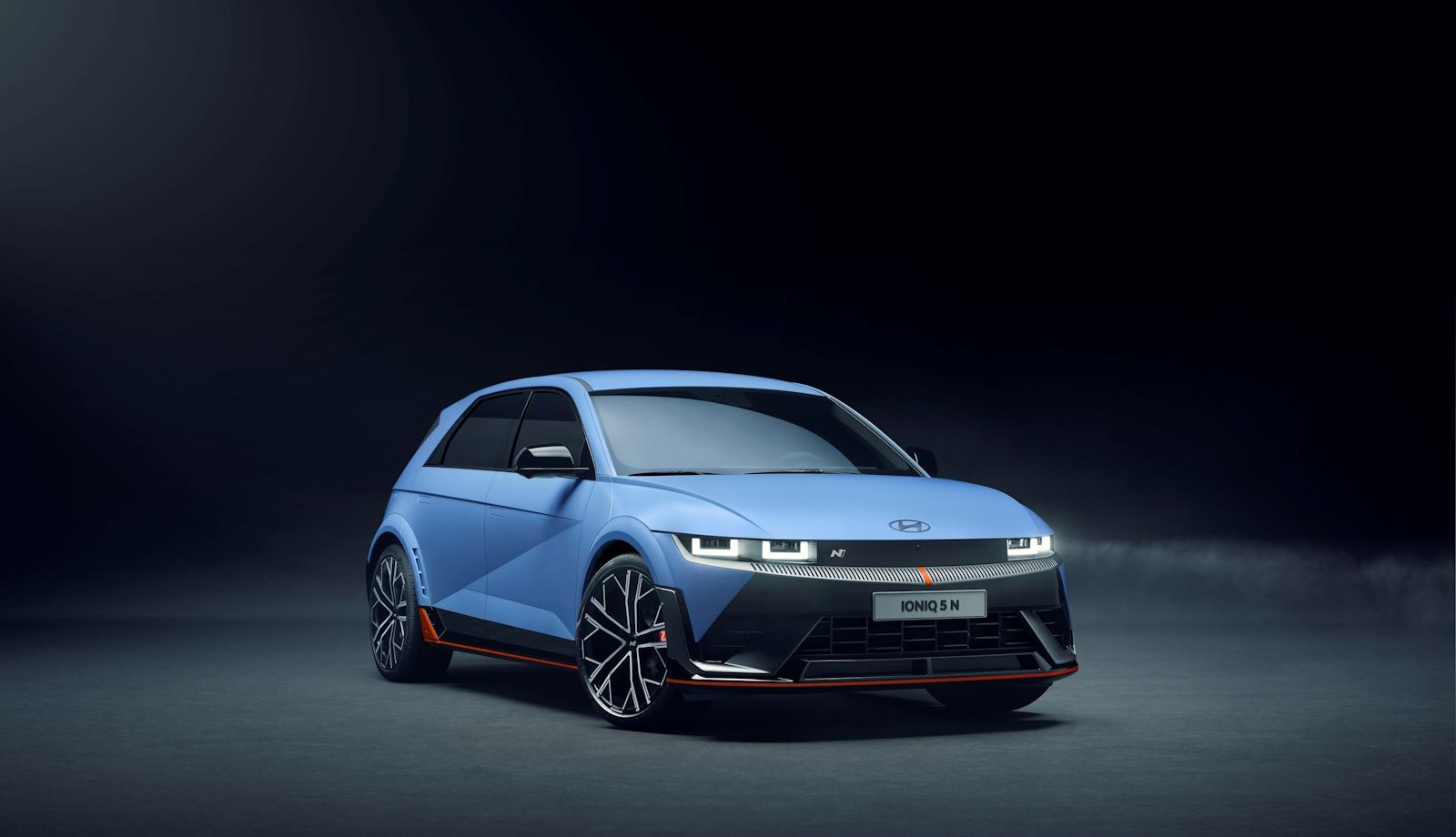 Ya puedes comprar en España el coche deportivo más esperado y este es su precio