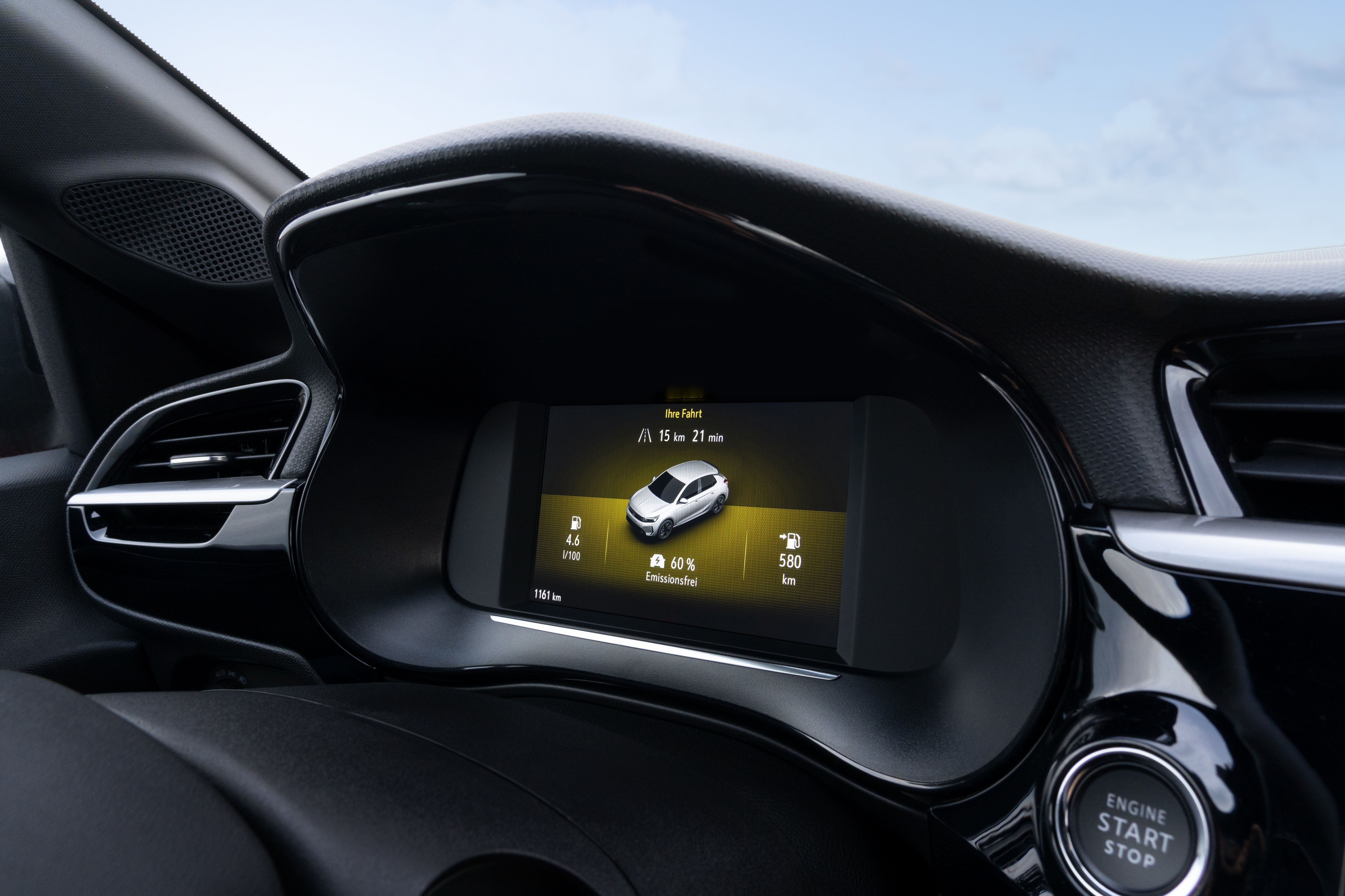Opel Corsa Hybrid (5)