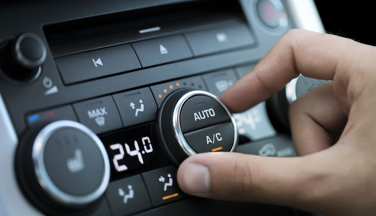 Los trucos de los expertos para calentar más y mejor tu coche y estar más a gusto a bordo