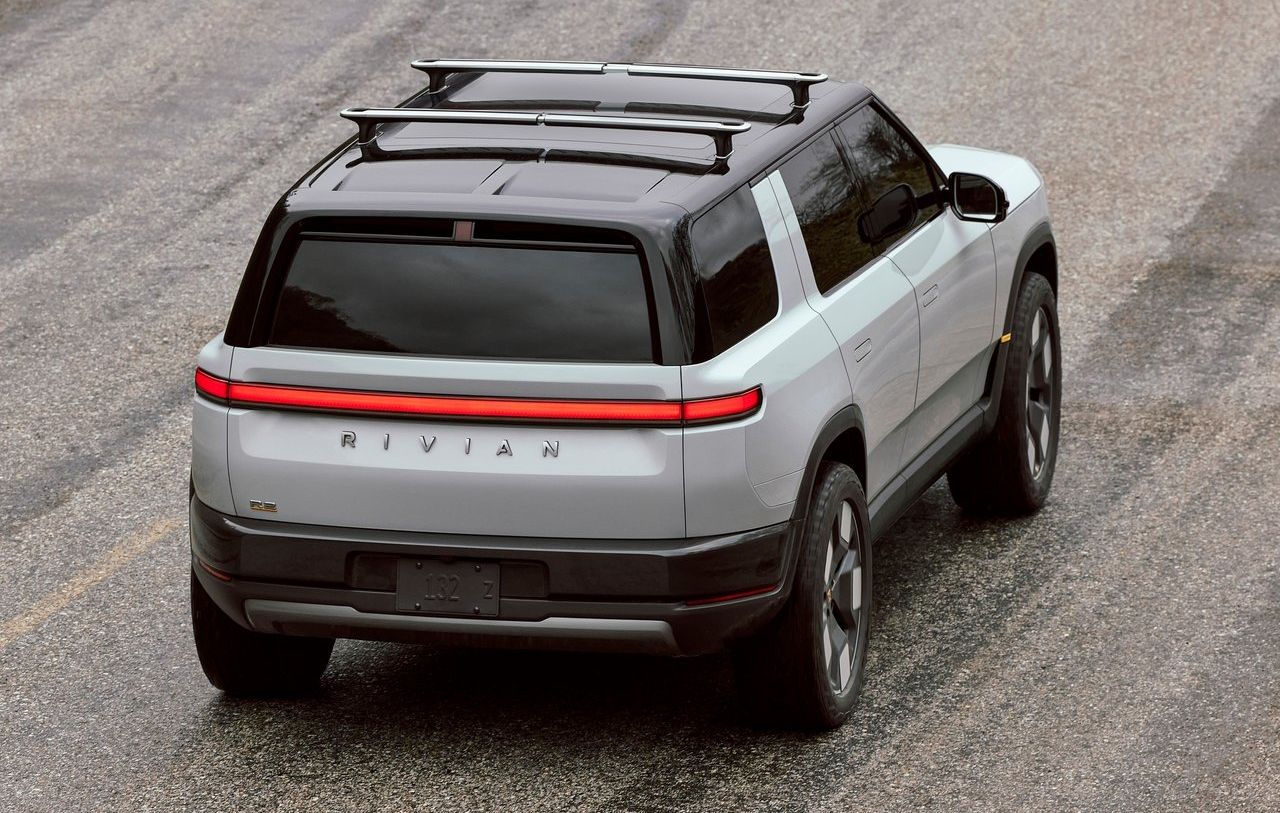 Rivian R2 2026