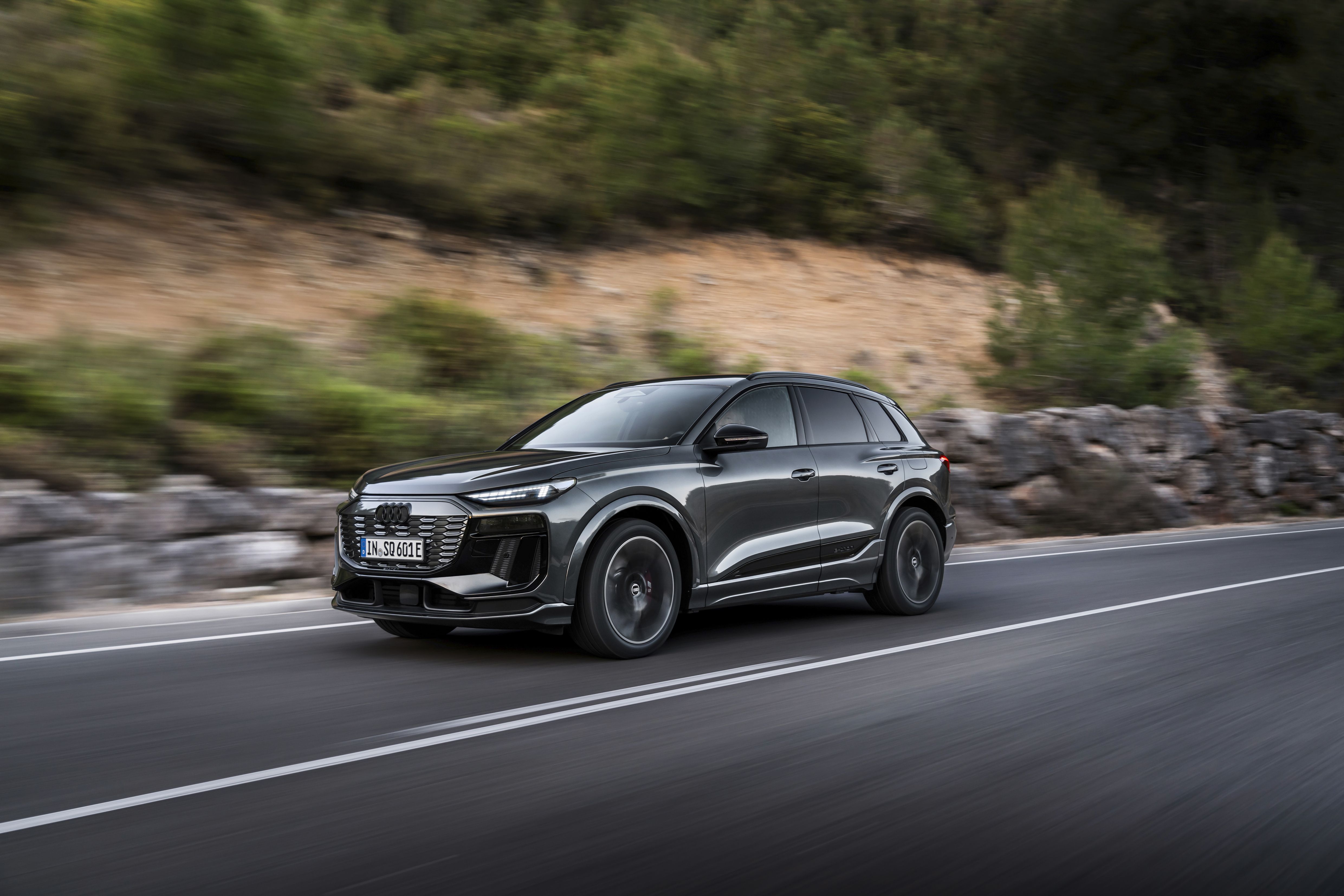 Audi Q6 e-tron 2024