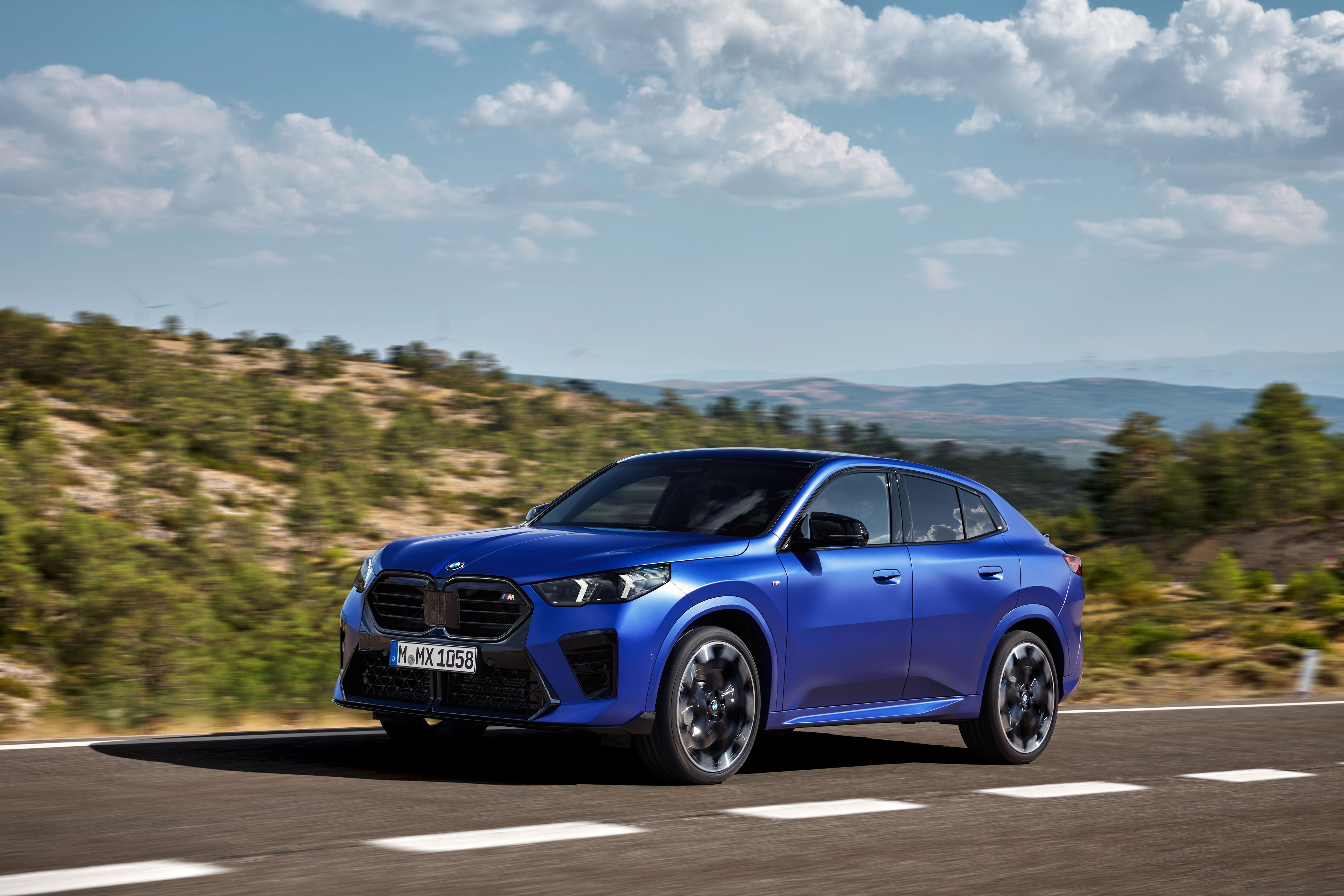 BMW iX2 xDrive30