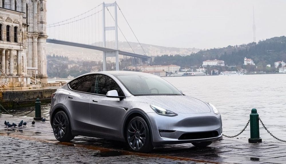 La mala noticia de Tesla que pincha la burbuja de su Model Y, el coche eléctrico más vendido La mala noticia de Tesla que pincha la burbuja de su Model Y, el coche eléctrico más vendido