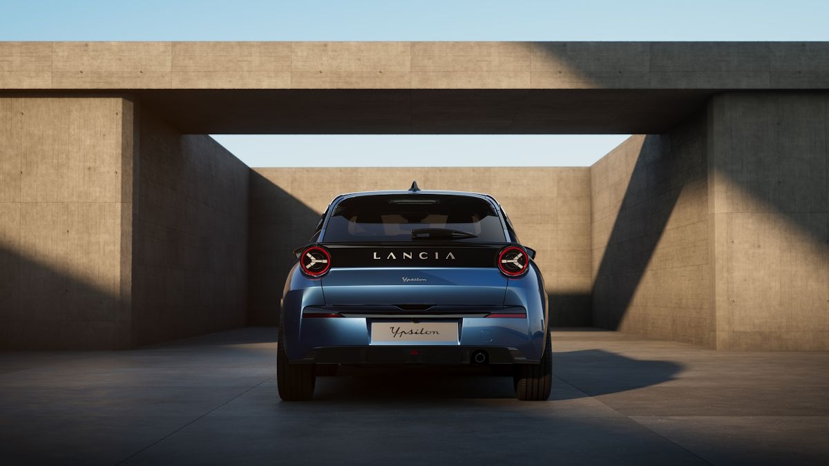 Nuevo Lancia Ypsilon Cassina Edición Limitada – MHEV (1)