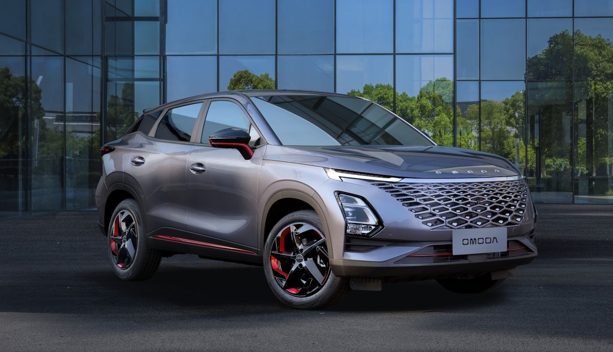 Se llama Omoda 5, es el nuevo gran SUV chino que quiere arrasar y cuesta ya menos de 23.000 €