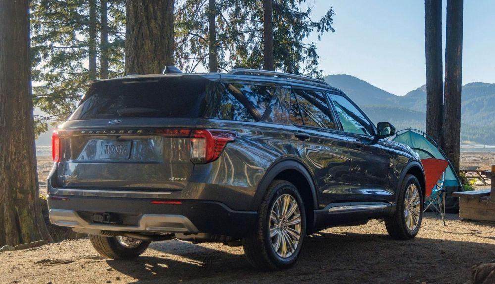 Ford Explorer 2025