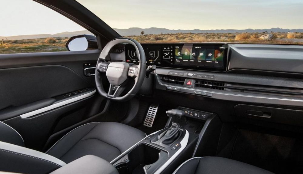 Interior del nuevo Kia K4 Interior del nuevo Kia K4