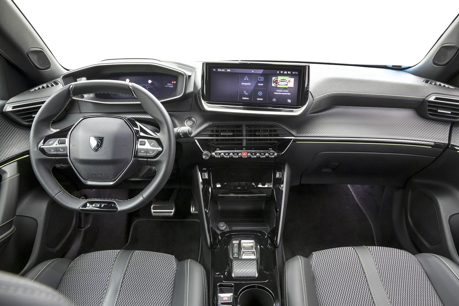 Peugeot E-2008 GT 115 kW
