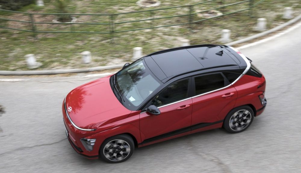 Hyundai Kona Eléctrico 218 CV 65 kWh Hyundai Kona Eléctrico 218 CV 65 kWh