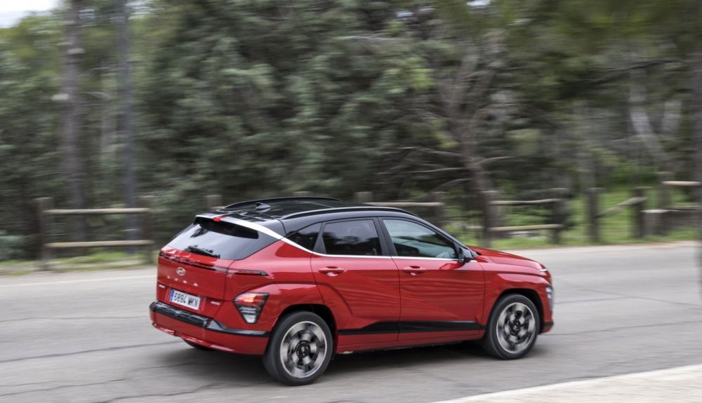 Hyundai Kona Eléctrico 218 CV 65 kWh Hyundai Kona Eléctrico 218 CV 65 kWh