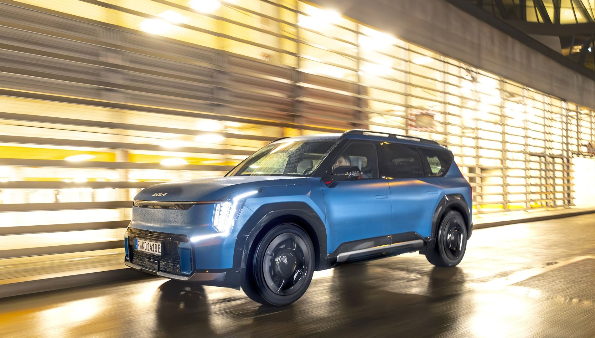No es un BMW o un Mercedes… Probamos el Kia EV9, un SUV tan espectacular como fascinante