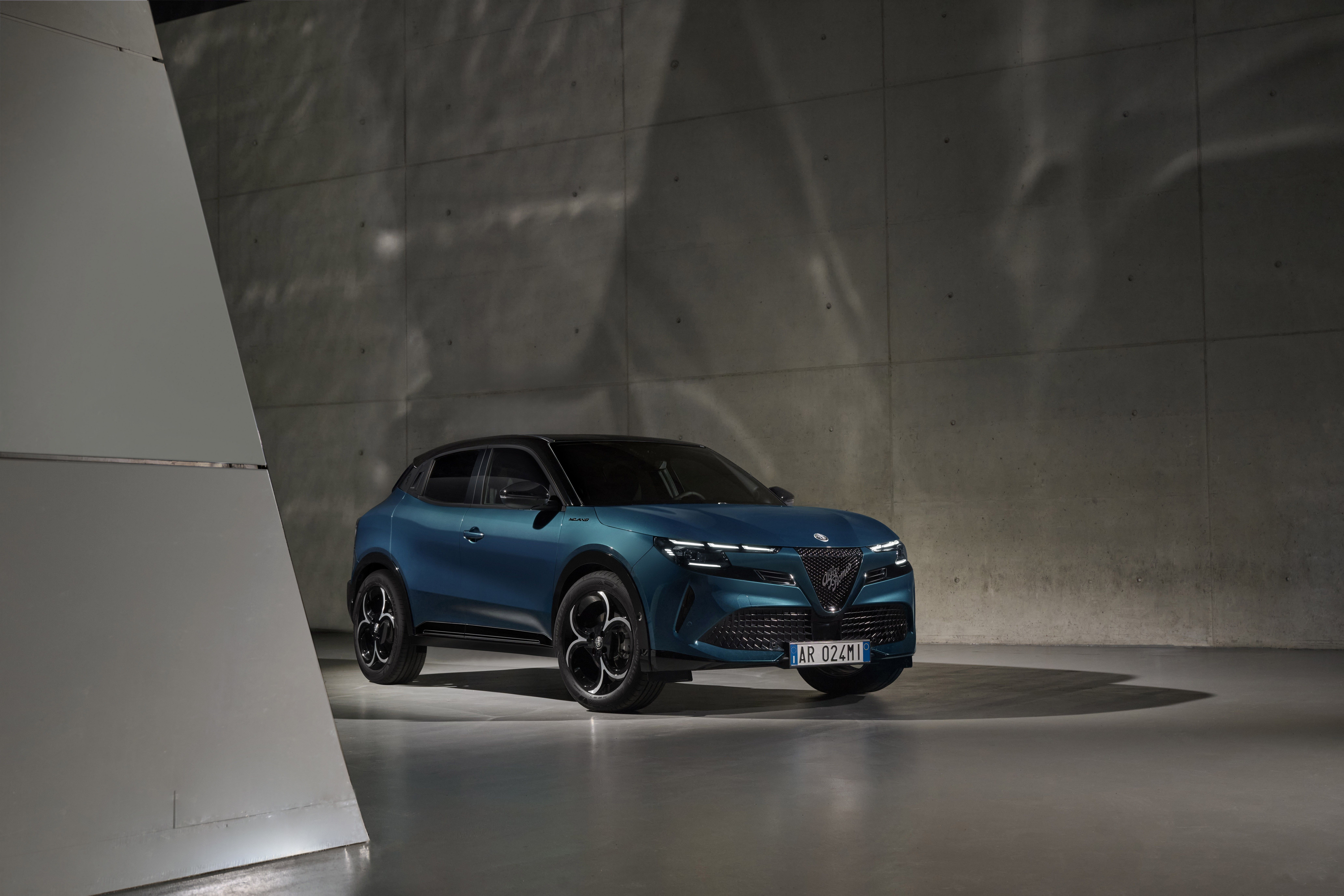 Alfa Romeo Junior 2024