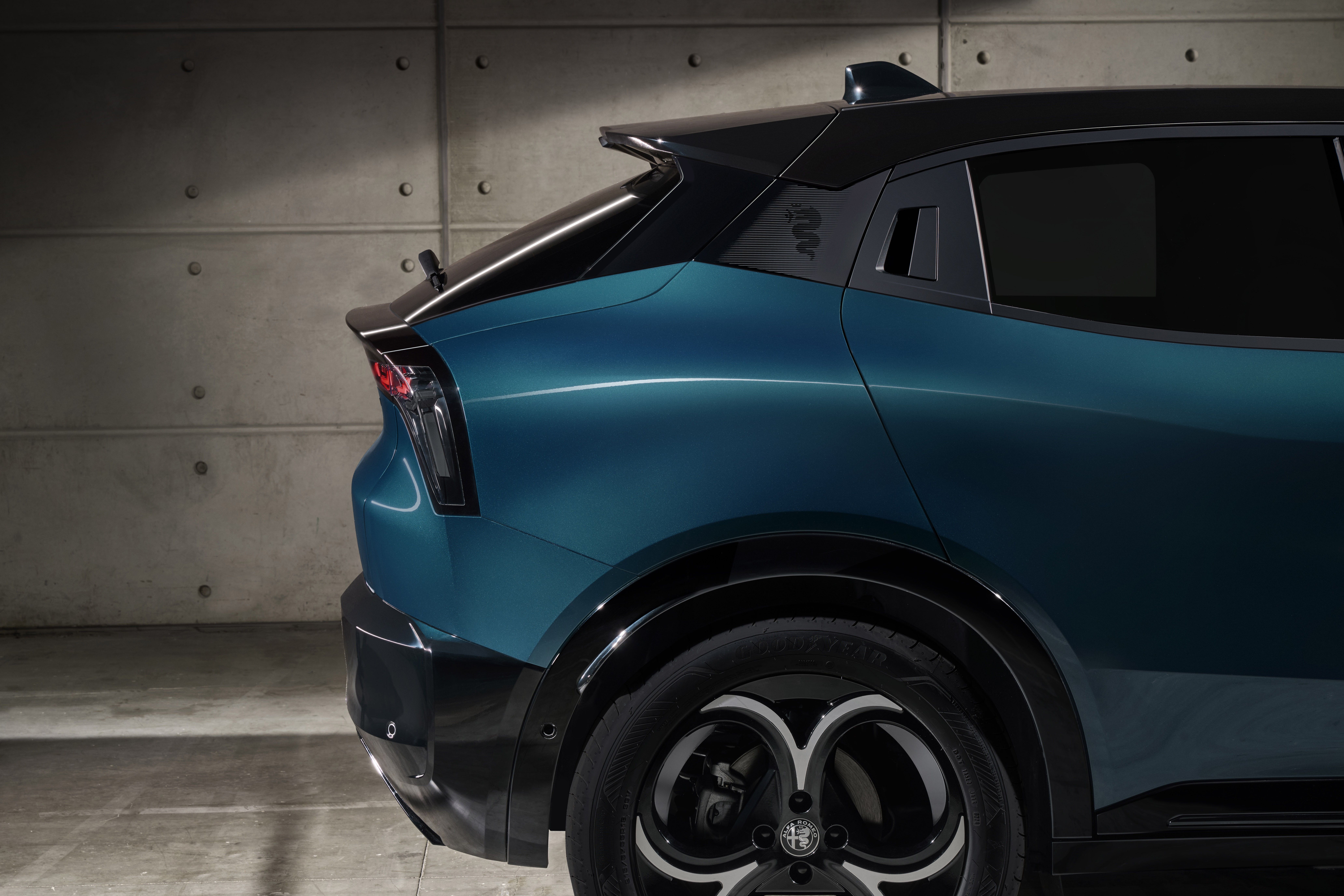 Alfa Romeo Junior 2024