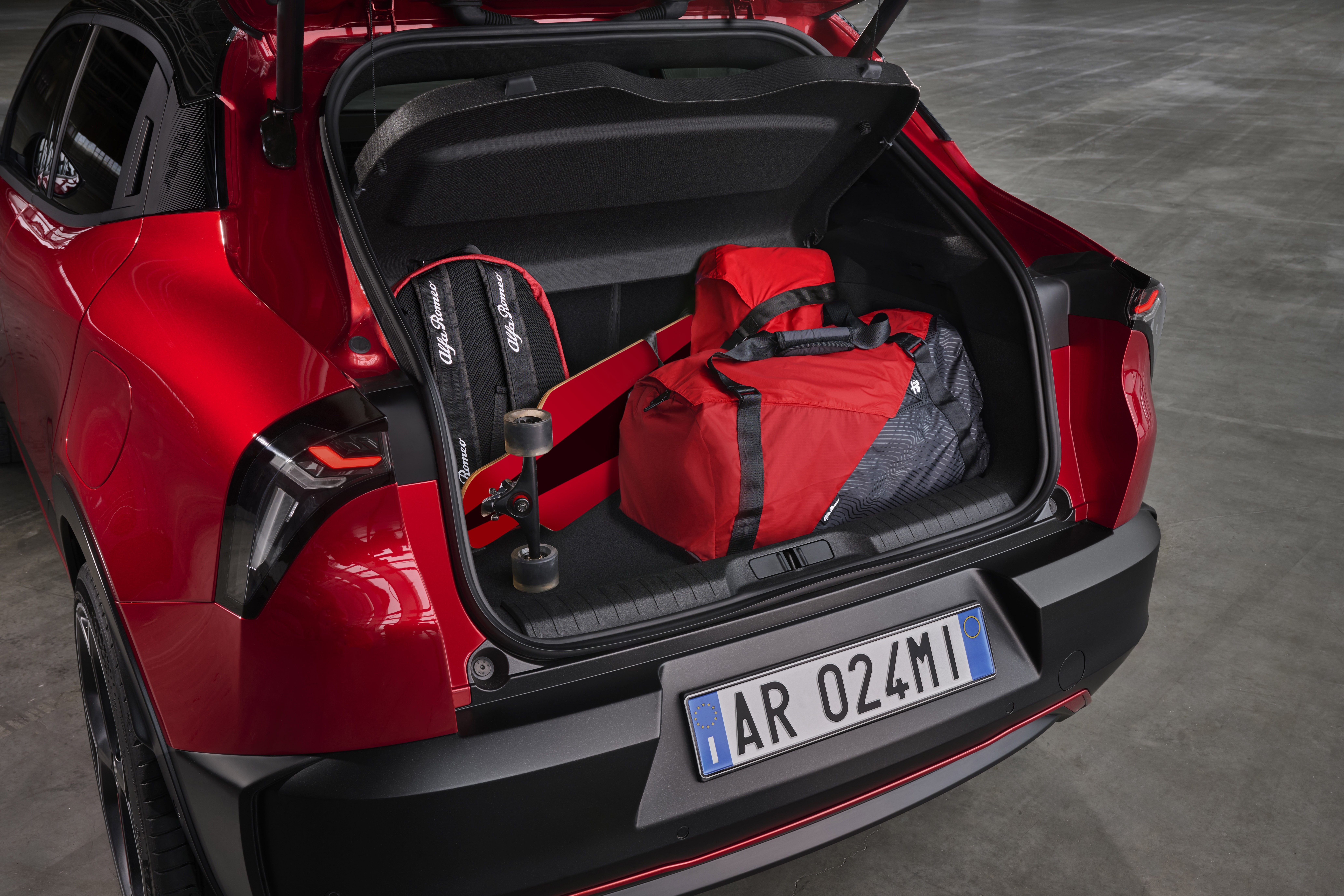 Alfa Romeo Junior 2024
