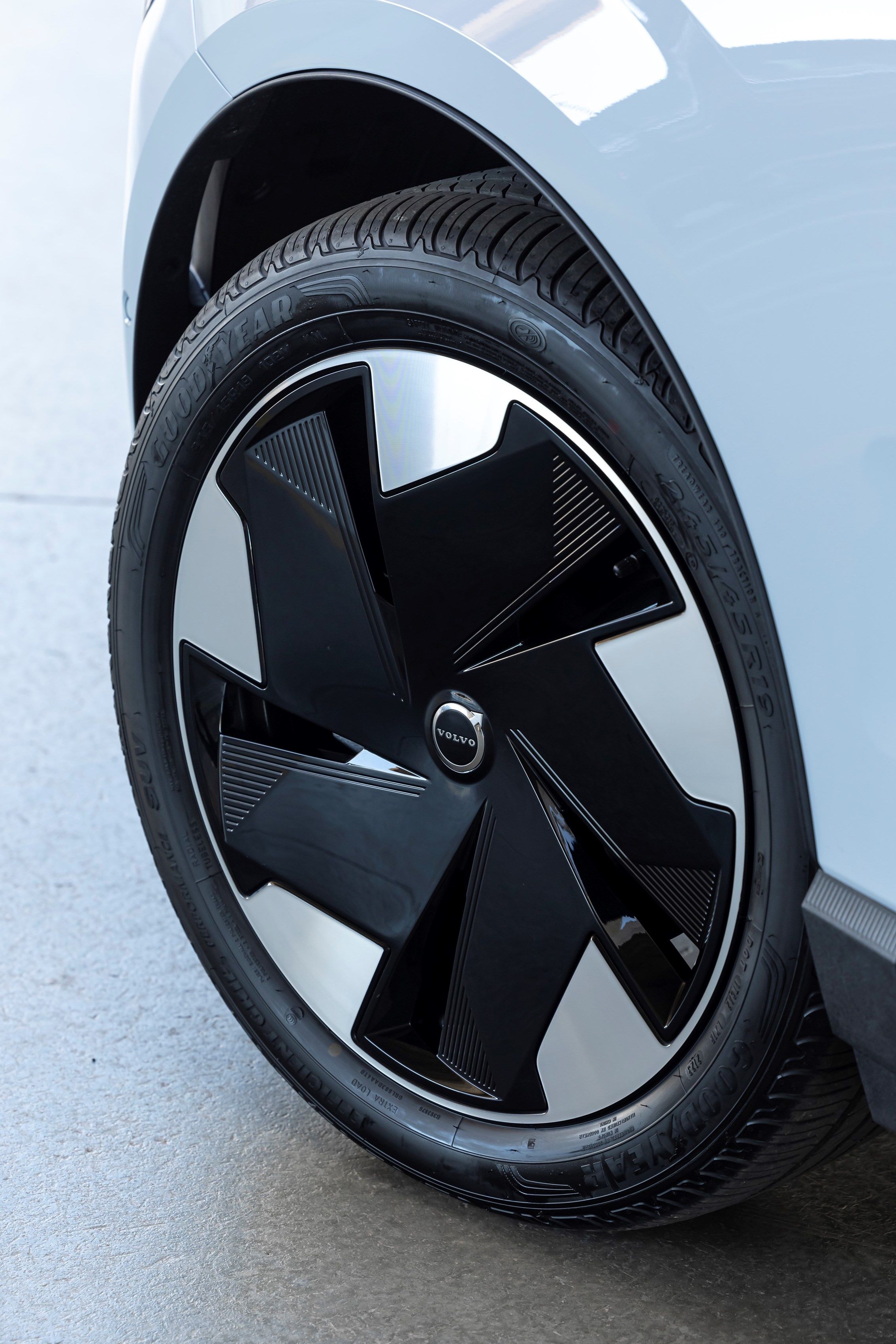 Volvo EX30