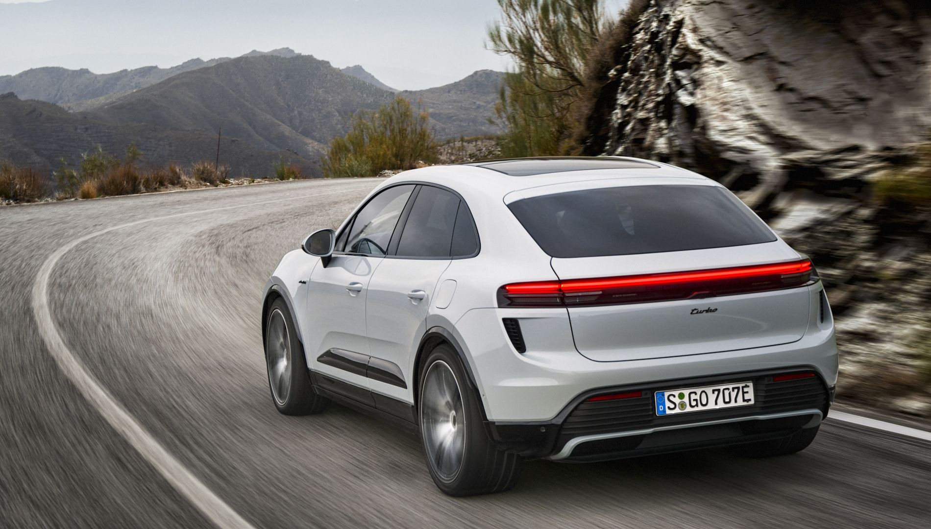 Así es el nuevo SUV totalmente eléctrico de Porsche, porque del Macan solo queda el nombre