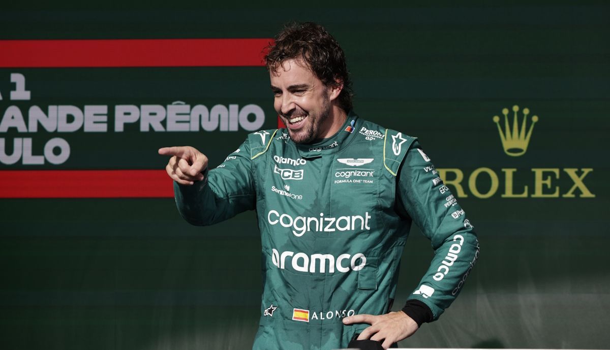 Fernando Alonso, a Red Bull, En Alemania aseguran que tiene una oferta, pero depende de Verstappen