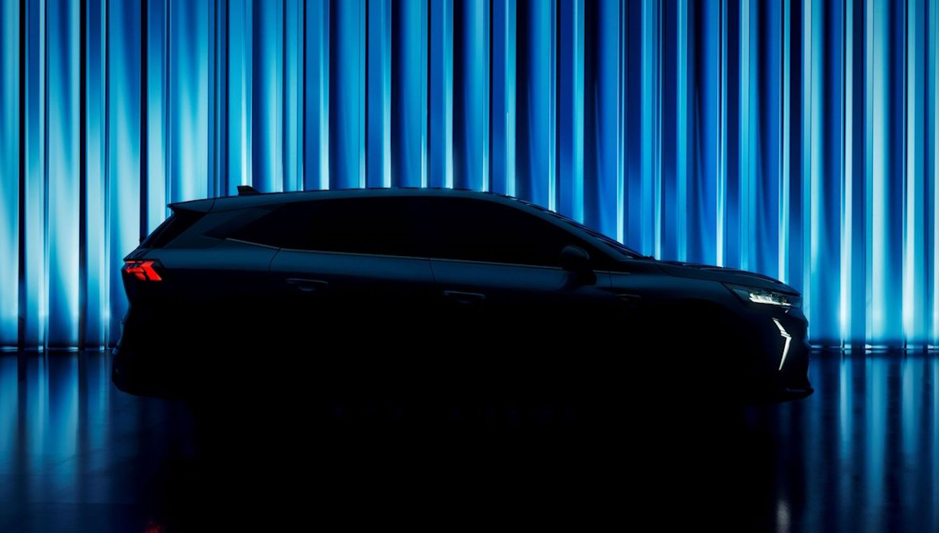 Así es el Renault Symbioz, el nuevo SUV que se fabricará en España como gran rival del Toyota C HR